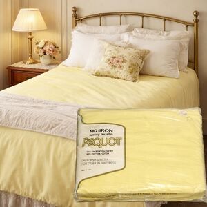 PEQUOT No Iron Luxury Muslin California King Fitted Sheet Yellow Vintage 70s 80s